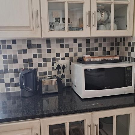 Jakkalsdraai Guest House Почефструм Экстерьер фото