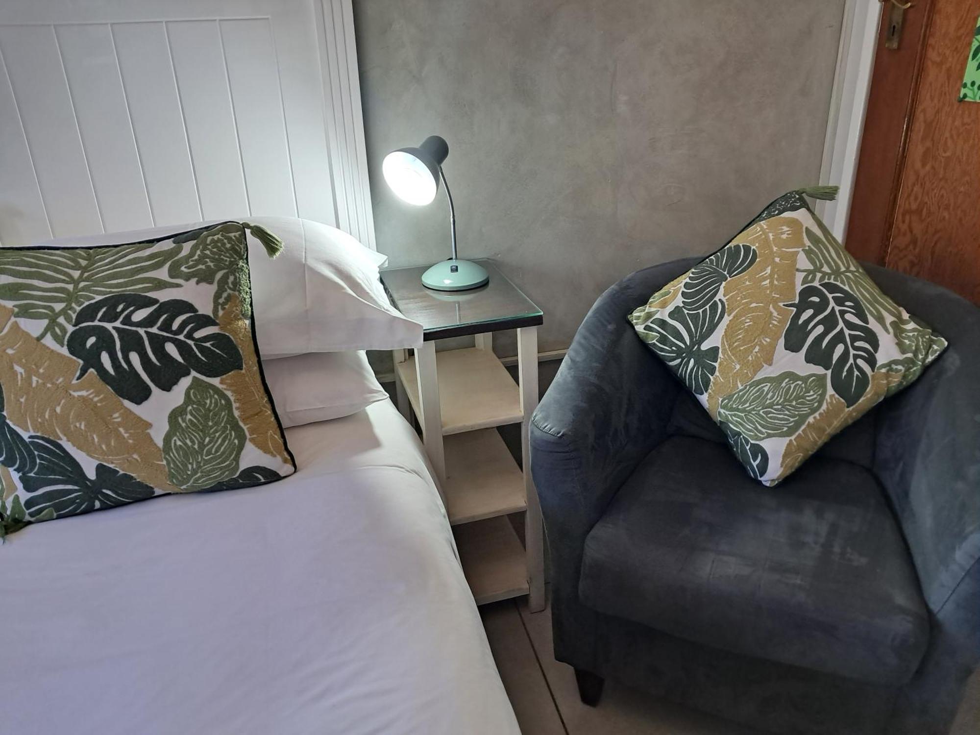 Jakkalsdraai Guest House Почефструм Экстерьер фото