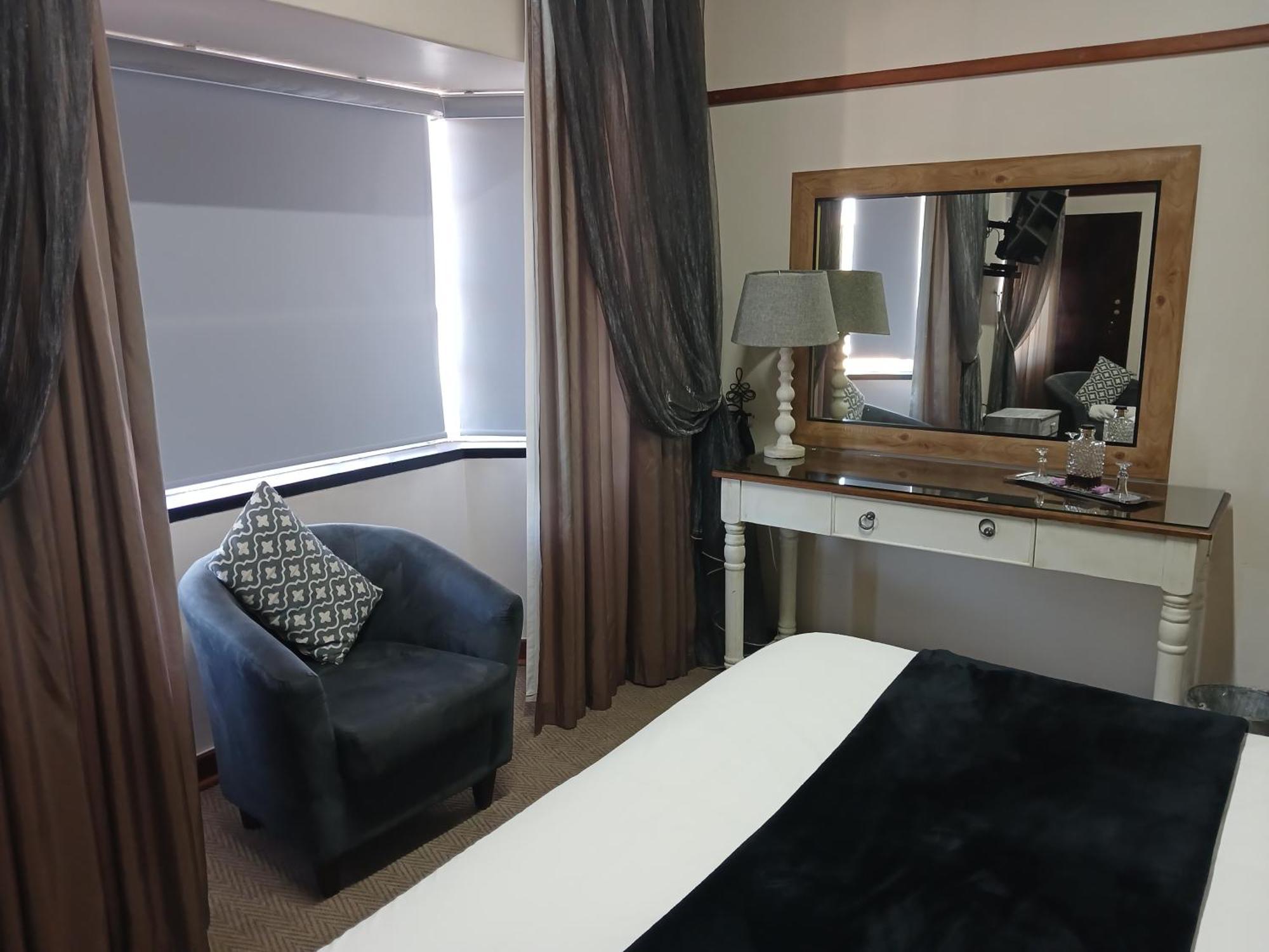 Jakkalsdraai Guest House Почефструм Экстерьер фото